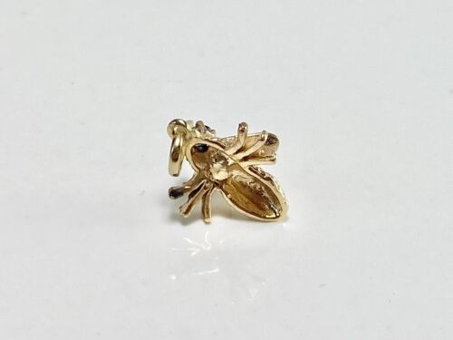 Vintage 14k Yellow Gold Natural Round Blue Sapphire Bee Bug Small Pendant