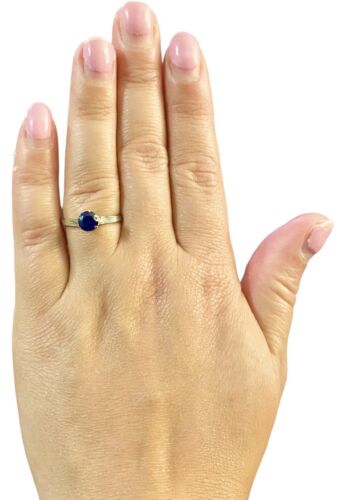 Vintage 10k Art Deco Round Shape Blue Sapphire Classic Solitaire Ring