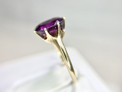 Vintage Victorian 14k Yellow Gold Oval Natural Purple Amethyst Solitaire Ring