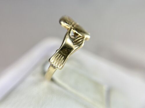 Vintage 10k Yellow Gold Claddagh Ireland Classic Heart Shape Ring