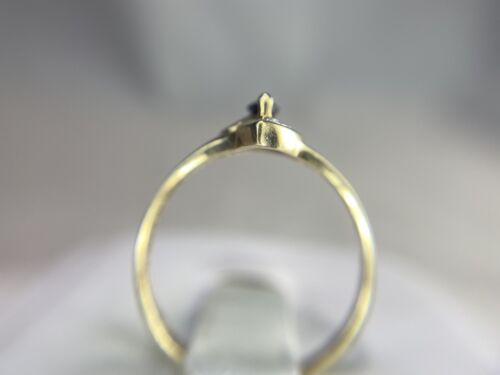 Vintage 10k Yellow Gold Marquise Shape Blue Sapphire Small Solitaire Ring