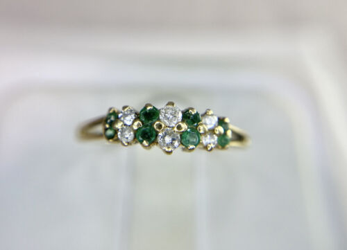 Vintage 14k Yellow Gold Natural Round Diamond Green Emerald Two Row Small Ring