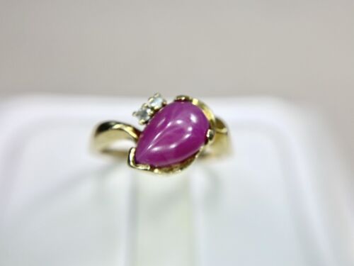 Vintage 14k Yellow Gold Natural Pear Shape Red Star Ruby Round Diamond Ring