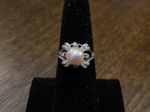 Vintage 14k White Gold White Pearl Round Single Cut Diamond Flower Cocktail Ring