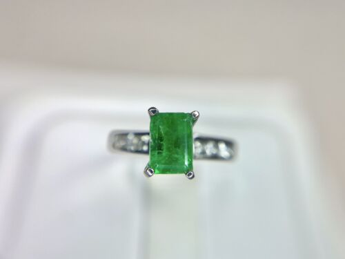 Vintage 14k White Gold Natural Green Emerald Princess Cut Diamond Ring