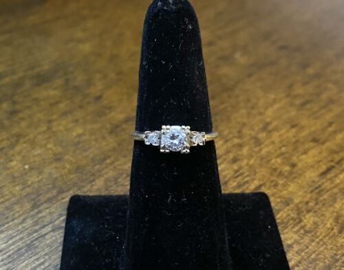 Vintage 18k White Gold Signed Round Natural Diamond Classic Engagement Ring