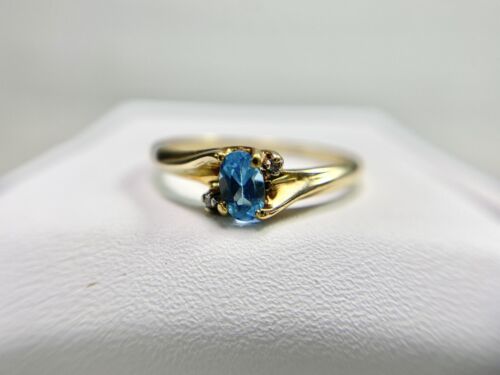 Vintage Estate 10k Yellow Gold Oval Shape Blue Topaz Small Round Diamond Ring