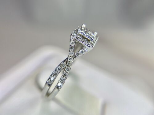 14k White Gold Princess Cut Round Diamond Cluster Halo Small Engagement Ring 