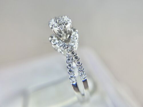 14k White Gold Designer Round Diamond Round Cluster Pave Engagement Ring