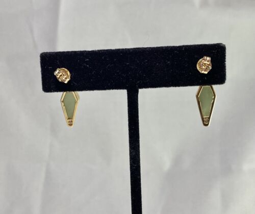 Vintage 10k Yellow Gold Bezel Set Green Jade Round Diamond Dangle Earrings