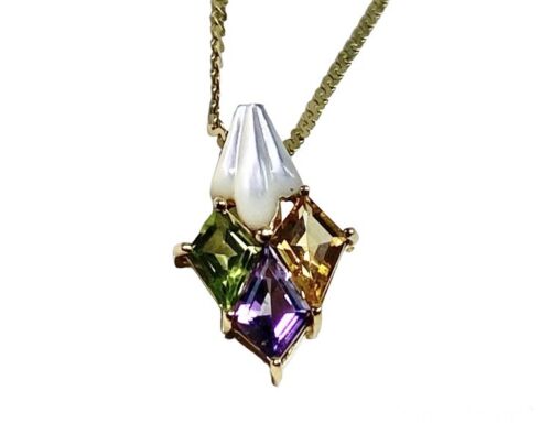 Vintage 14k Yellow Gold Mother of Pearl Amethyst Peridot Pendant Necklace