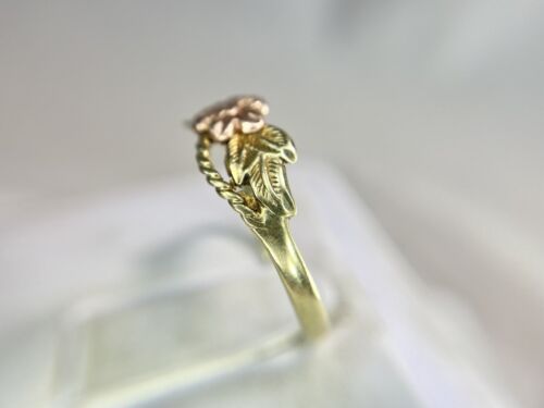 Vintage 10k Yellow Rose Gold Hand Crafted Small Flower Ring