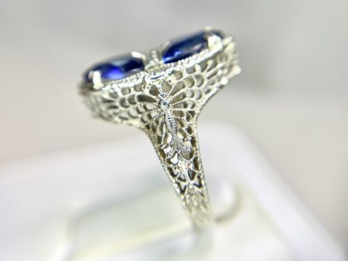 Vintage Art Deco 14k White Gold Shield Cut Blue Sapphire Filigree Cocktail Ring