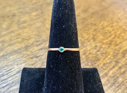 14k Rose Gold Natural Round Shape Small Green Emerald Bezel Set Ring