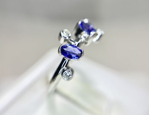 14k White Gold Natural Purple Tanzanite Round Diamond Bezel Set Ring