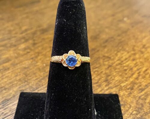 Art Deco 14k Yellow Gold Natural Round Blue Sapphire Flower Solitaire Ring