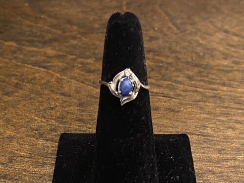 Vintage 14k White Gold Oval Star Sapphire Round Single Cut Diamond Cocktail Ring