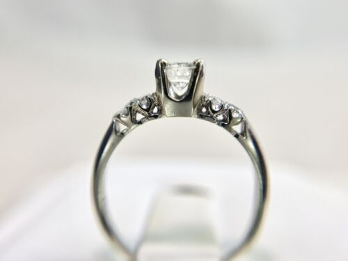 Vintage 14k White Gold Natural Round Diamond Classic Engagement Ring