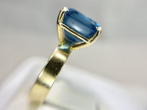 Vintage 14k Yellow Gold Designer Emerald Cut Blue Topaz Solitaire Cocktail Ring