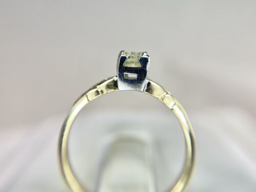 Vintage 14k Yellow Gold Natural Round Diamond Small Classic Engagement Ring