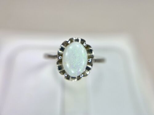 Vintage 10k White Gold Natural Oval Shape White Opal Solitaire Ring