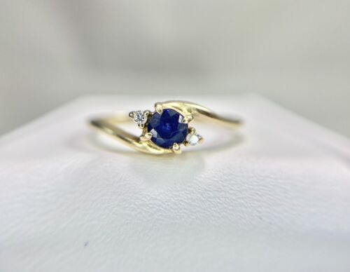 Vintage 14k Yellow Gold Natural Round Blue Sapphire Diamond Small Bypass Ring