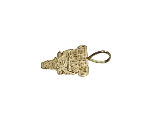 Vintage 14k Yellow Gold Chicago Bulls Official Small Pendant