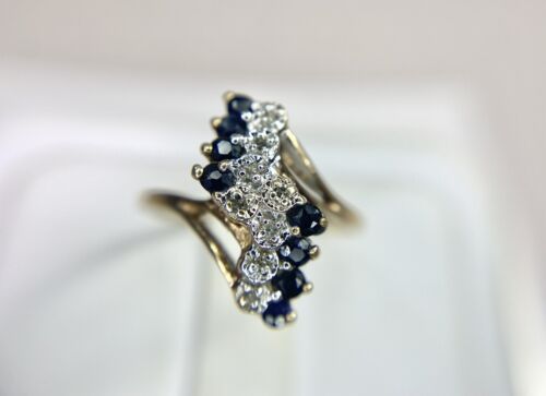 Vintage 10k Yellow Gold Round Blue Sapphire Diamond Small Cocktail Ring