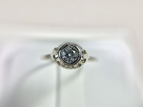 Vintage Art Deco 18k White Gold Natural Round Diamond Filigree Engagement Ring