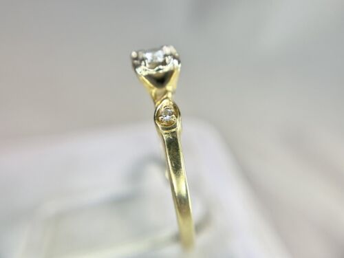 Vintage 14k Yellow Gold Natural Round Diamond Small Engagement Ring 1/5 ct