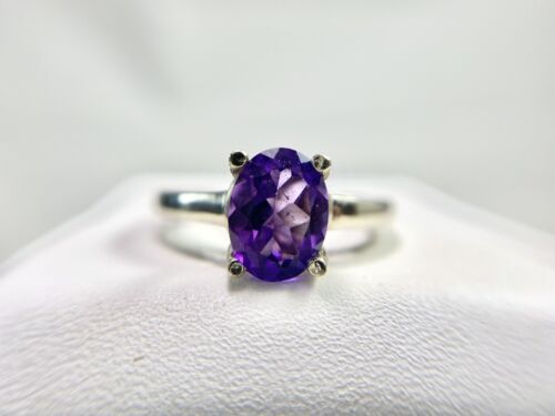 Vintage 14k White Gold Natural Oval Shape Purple Amethyst Solitaire Ring