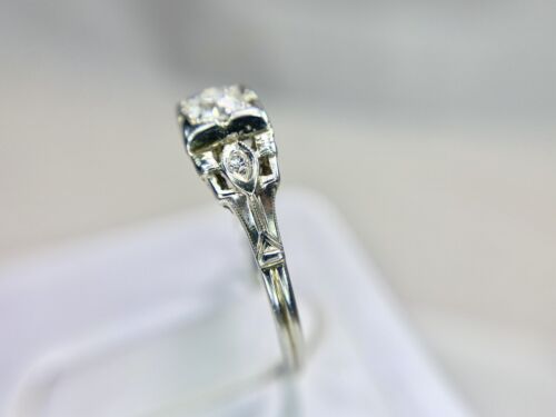 Art Deco 18k White Gold Natural Round Old European Diamond Engagement Ring