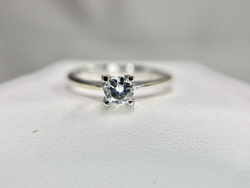 Vintage 18k White Gold Natural Round Brilliant Diamond Solitaire Engagement Ring