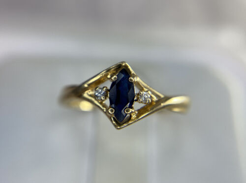 Vintage 14k Yellow Gold Natural Marquise Shape Blue Sapphire Round Diamond Ring