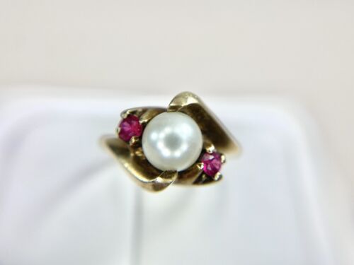 Vintage 10k Rose Gold White Cultured Round Pearl Pink Gemstone Bypass Ring