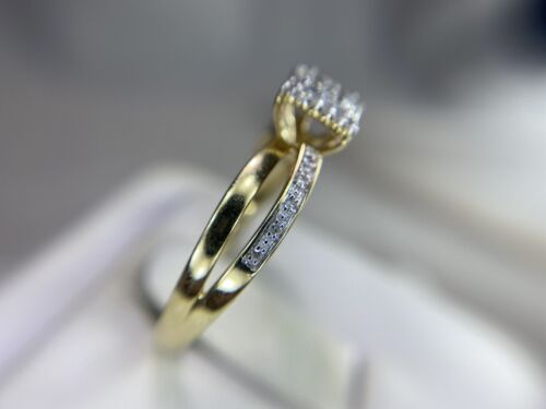 10k Yellow Gold Round Brilliant Diamond Square Cluster Halo Engagement Ring