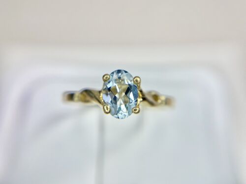 Vintage Designer Signed 10k Yellow Gold Natural Oval Blue Topaz Solitaire Ring