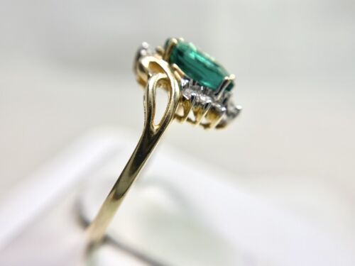 Vintage 14k Yellow Gold Marquise Green Tourmaline Round Diamond Ring