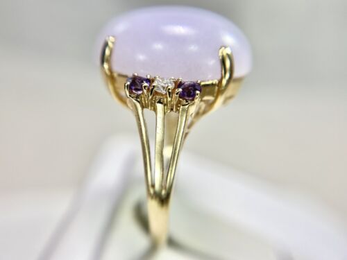 Vintage 14k Yellow Gold Oval Lavender Jade Round Diamond Big Cocktail Ring