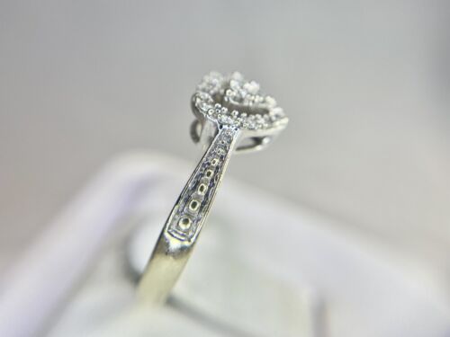 10k White Gold Designer Round Brilliant Pave Set Diamond Heart Shape Ring 1/4 ct