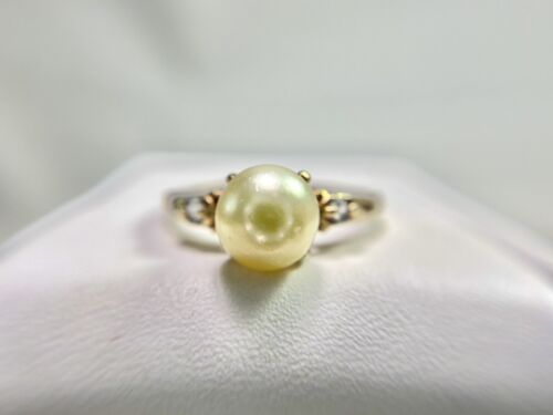 Vintage 10k Yellow Gold White Cream Color Cultured Round Pearl Classic Ring