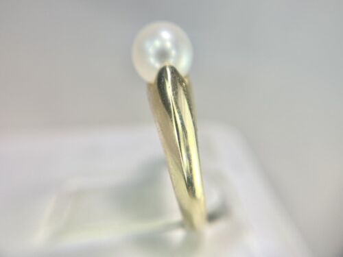 Vintage Designer 14k Yellow Gold Round White Cultured Pearl Solitaire Ring