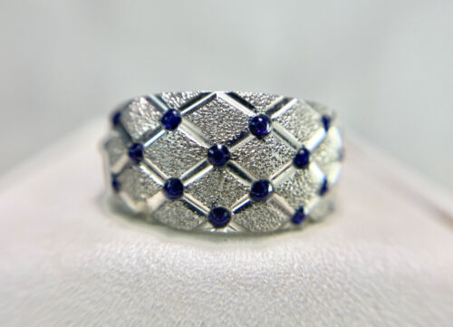 Vintage 14k White Gold Designer Small Round Blue Sapphire Dome Cocktail Ring