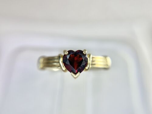 Vintage Designer 10k Yellow Gold Natural Heart Shape Rhodolite Garnet Ring