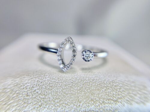 10k White Gold Designer Natural Round Brilliant Diamond Marquise Shape Pave Ring