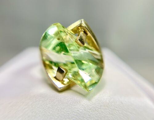 Vintage 14k Yellow Gold Custom Green Spinel Solitaire Big Cocktail Ring