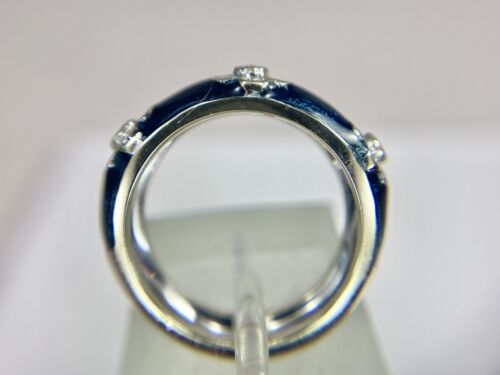 18k White Gold Natural Round Brilliant Diamond Bezel Set Blue Enamel Flower Ring