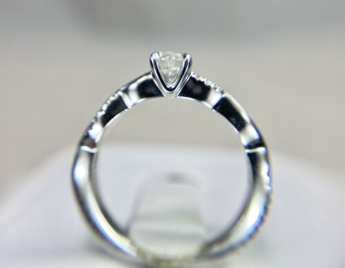 18k White Gold Round Brilliant Lab Created Diamond IGI Certified Engagement Ring