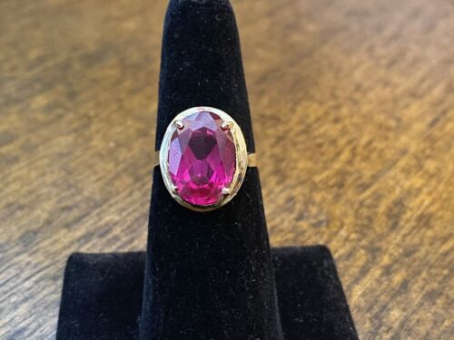 Vintage 14k Yellow Gold Oval Shape Red Ruby Big Solitaire Cocktail Ring