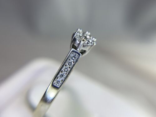 10k White Gold Natural Round Brilliant Diamond Cluster Engagement Ring 1/2 ct